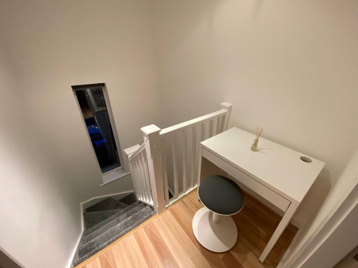 Large 5-Bed City Centre Townhouse With Secure Parking Manchester Eksteriør bilde