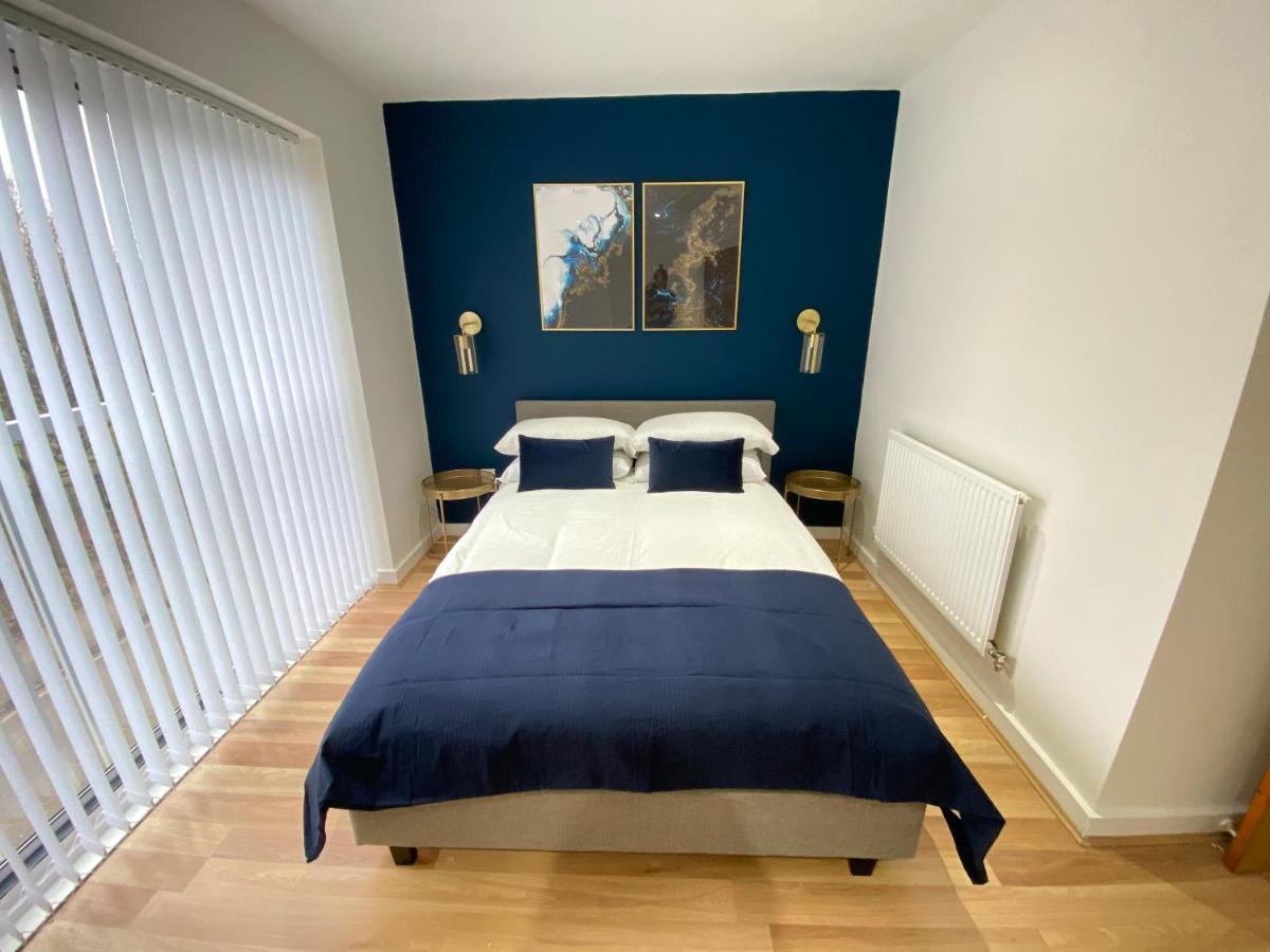 Large 5-Bed City Centre Townhouse With Secure Parking Manchester Eksteriør bilde