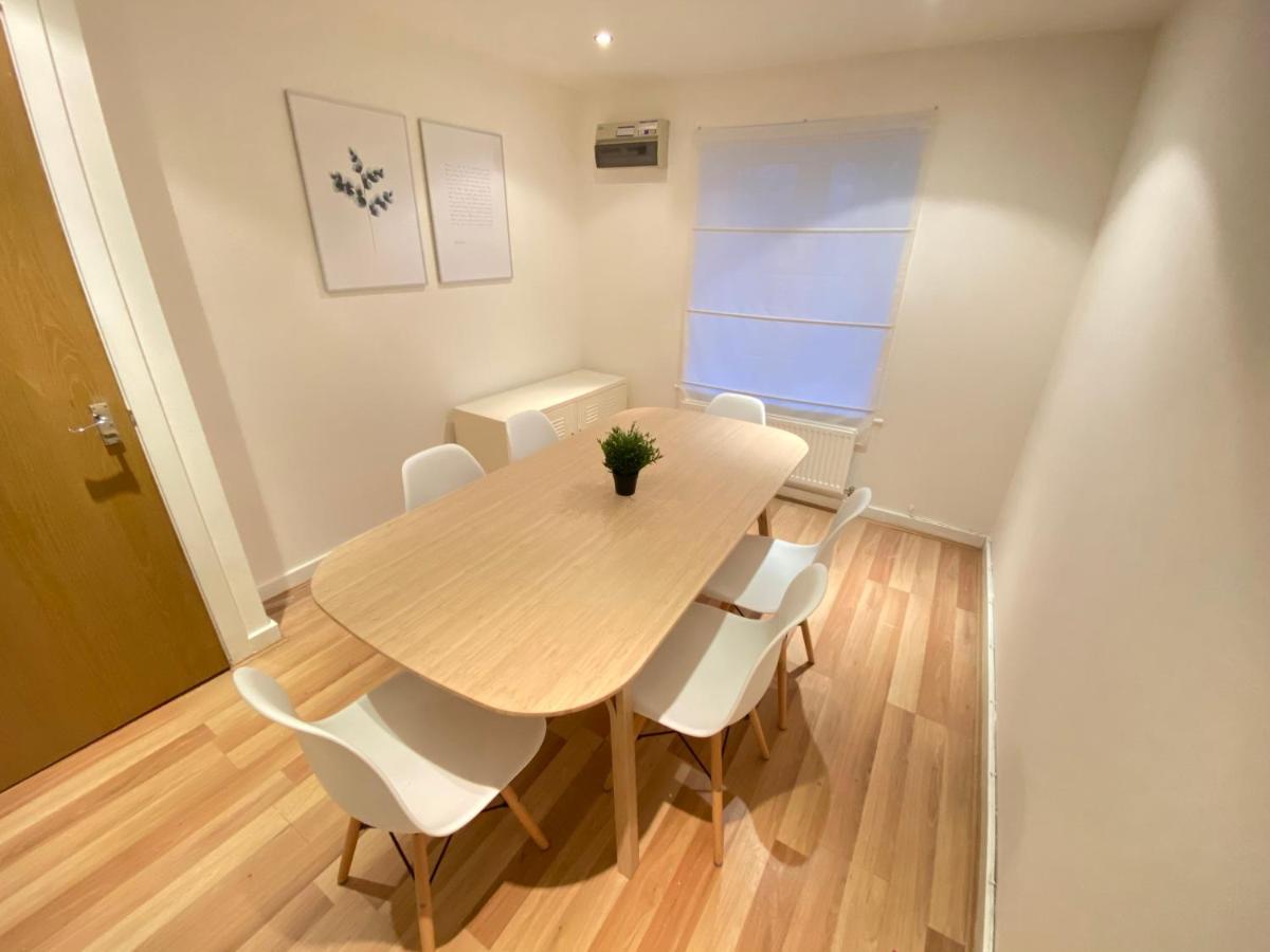 Large 5-Bed City Centre Townhouse With Secure Parking Manchester Eksteriør bilde